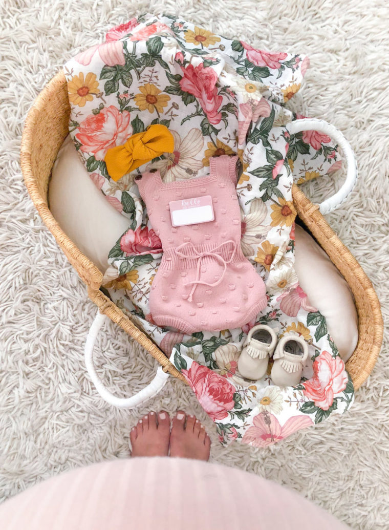baby girl bassinet coming home outfit